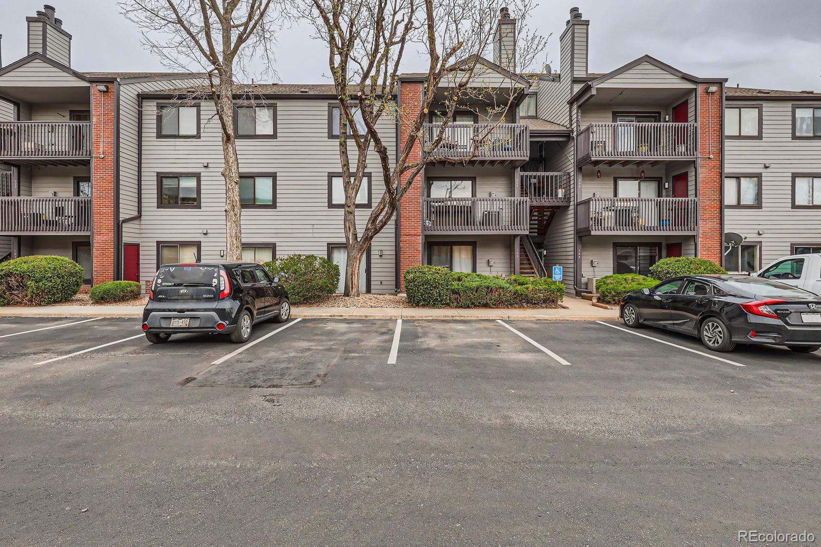 6388 Oak Court Arvada CO 80004