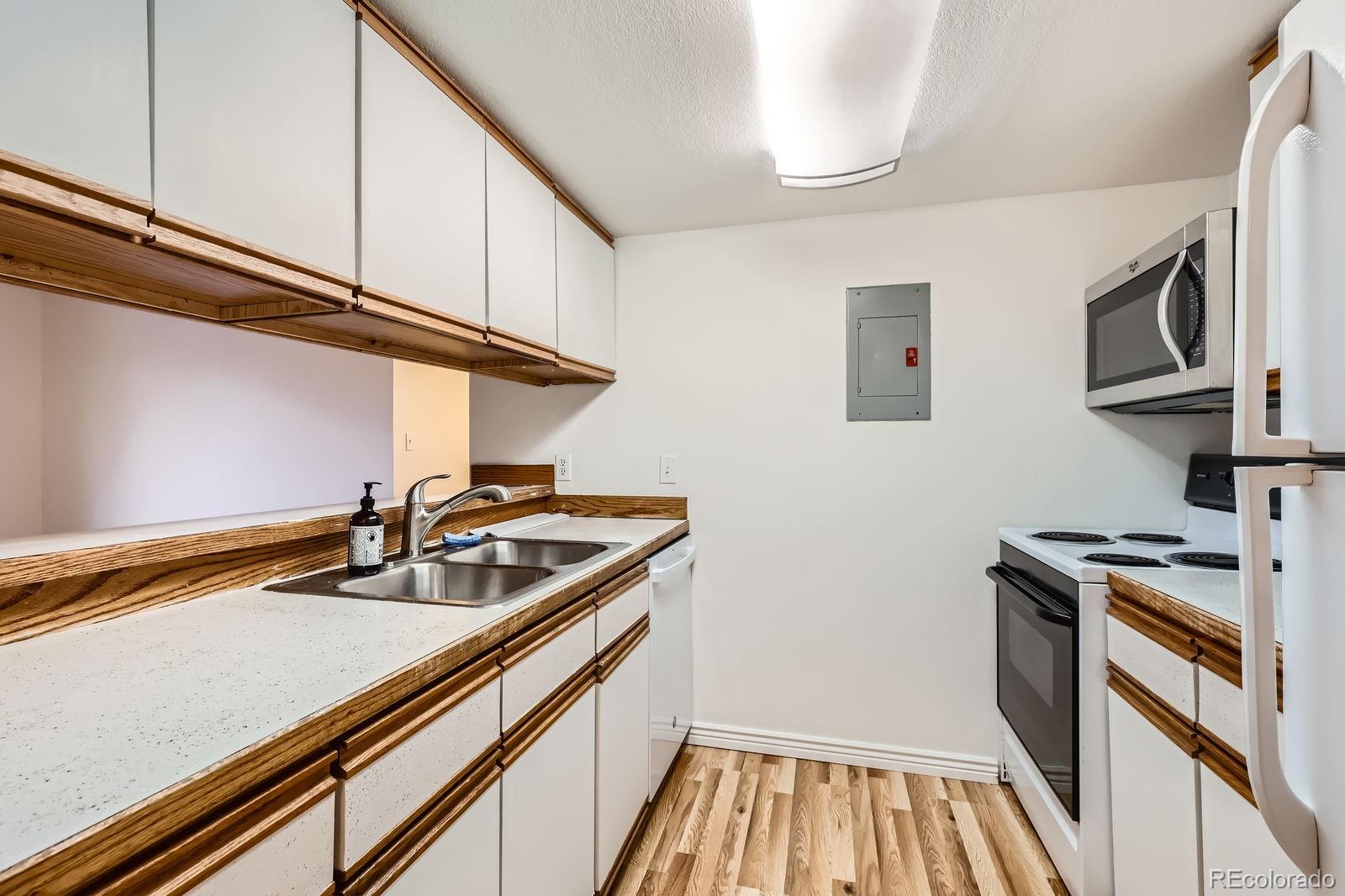 6388 Oak Court Arvada CO 80004
