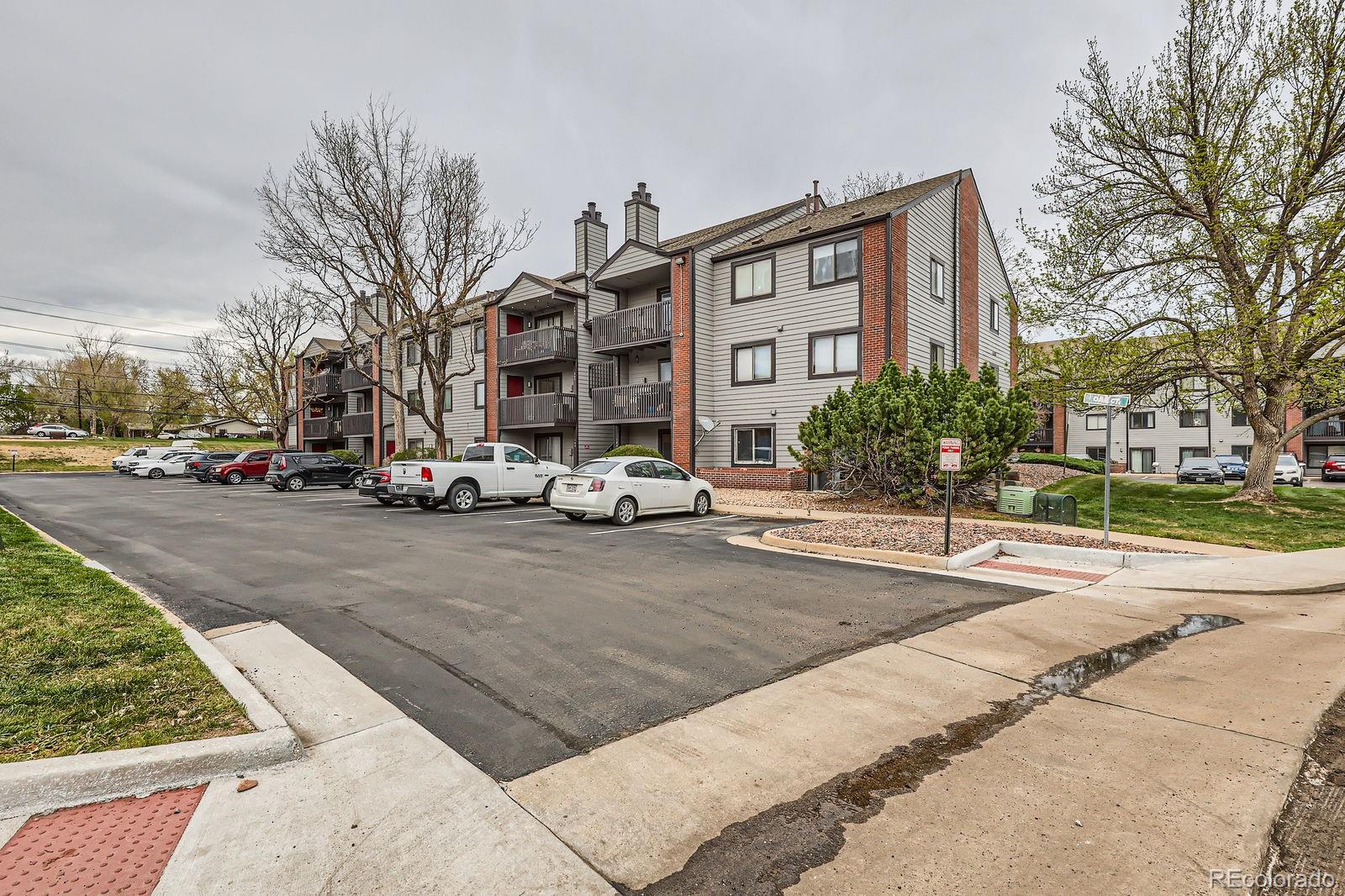 6388 Oak Court Arvada CO 80004