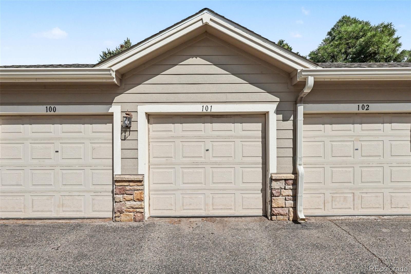 1509 S Florence Court Aurora CO 80247