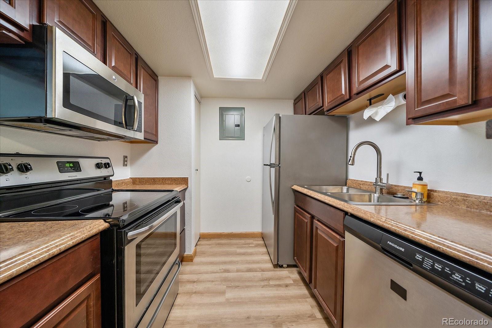 8555 Fairmount Drive Denver CO 80247