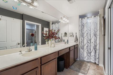 19393 E Asbury Drive Aurora CO 80013