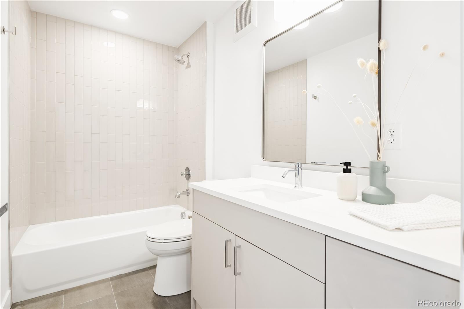 1223 Newton Street Denver CO 80204