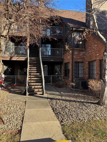 826 S Vance Street Lakewood CO 80226