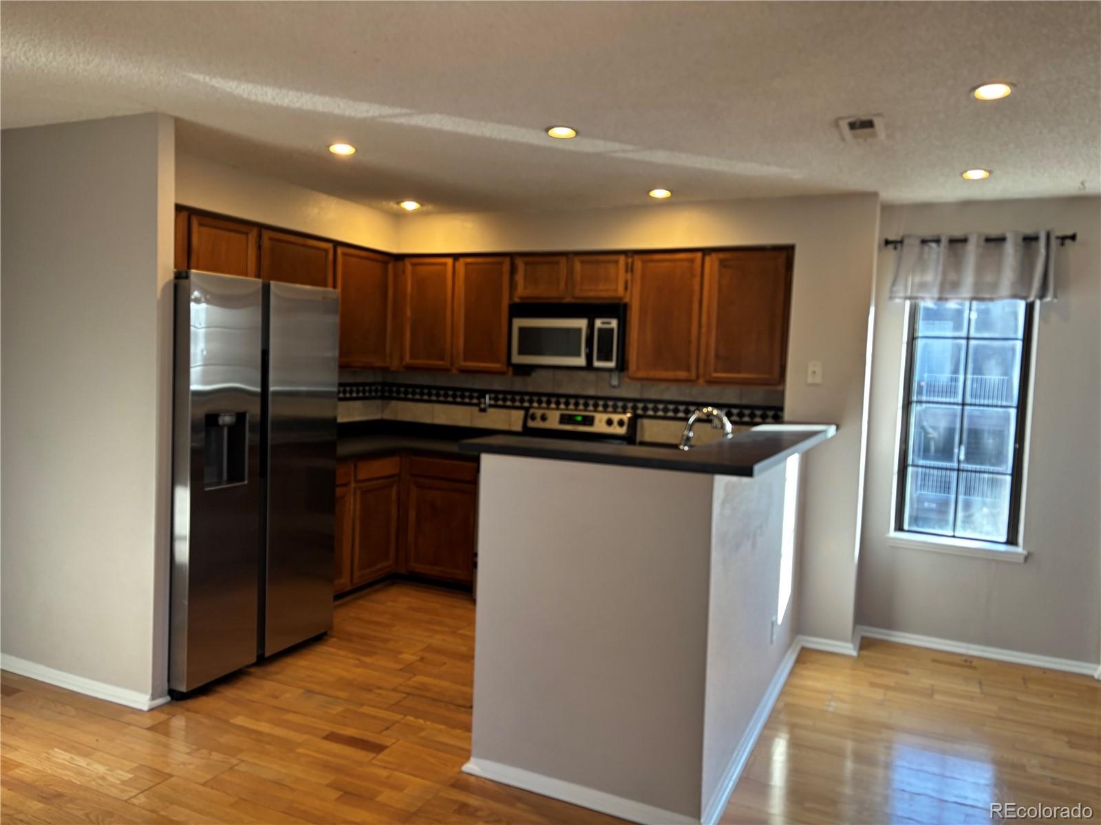 826 S Vance Street Lakewood CO 80226
