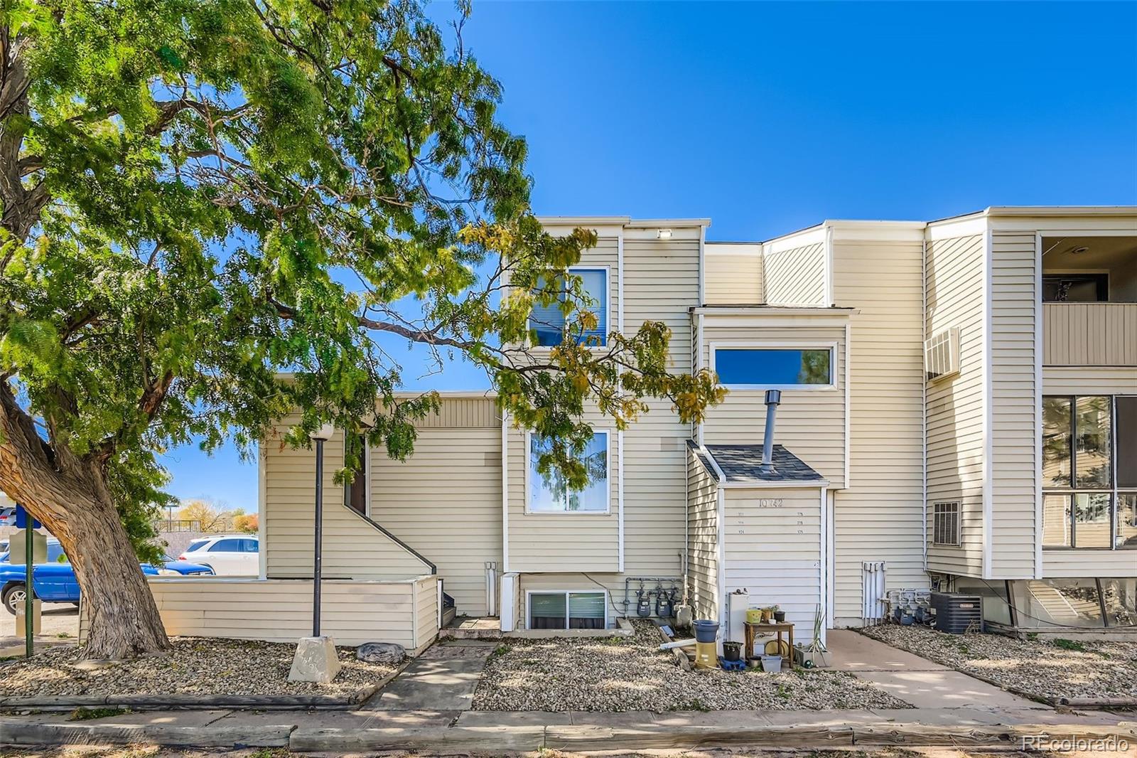 10742 E Exposition Avenue Aurora CO 80012