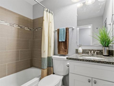 6732 S Independence Street Littleton CO 80128