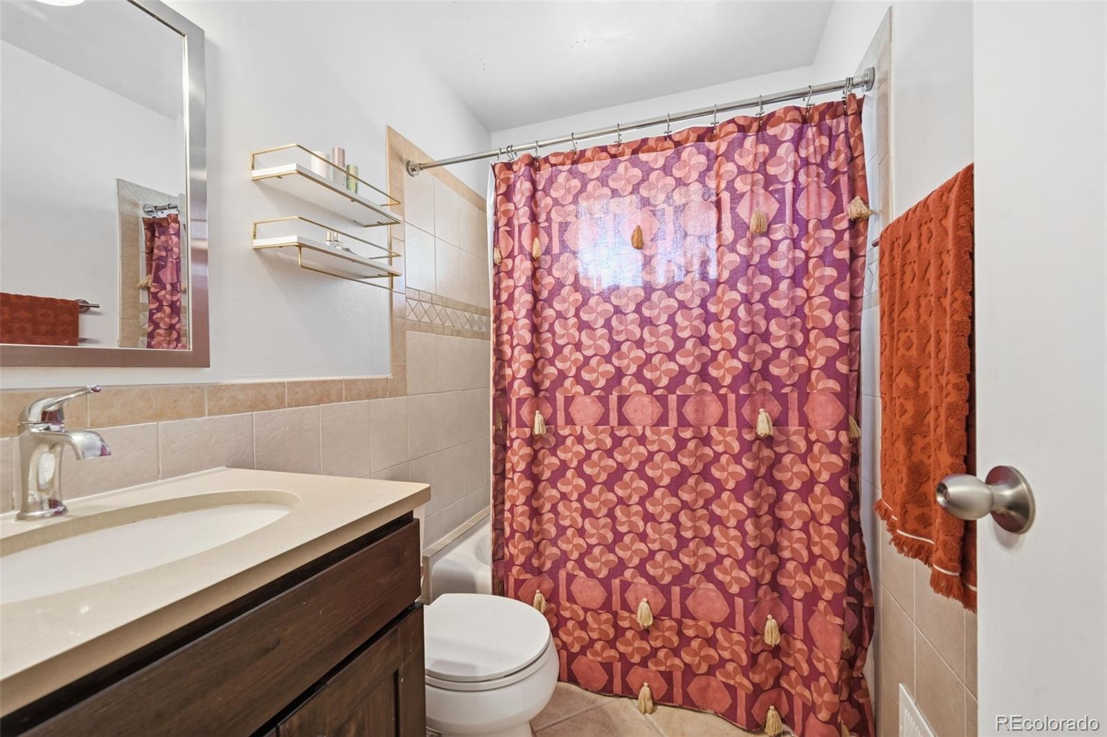 3286 W Fairview Place Denver CO 80211