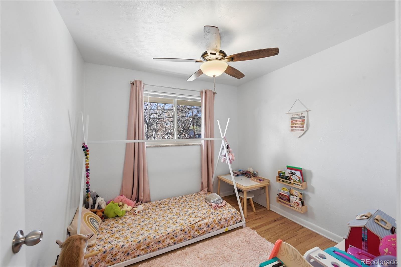 3286 W Fairview Place Denver CO 80211