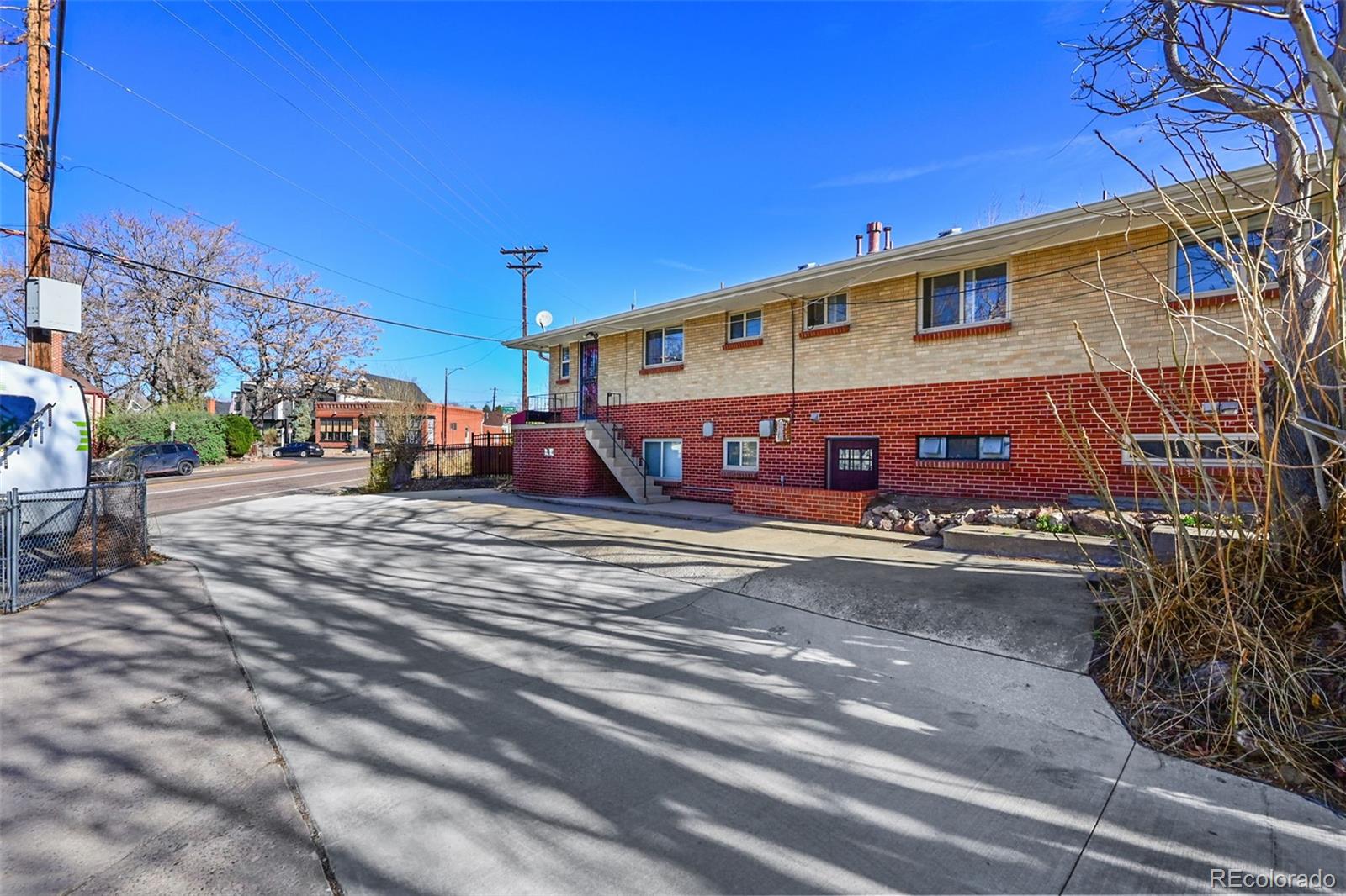 3286 W Fairview Place Denver CO 80211