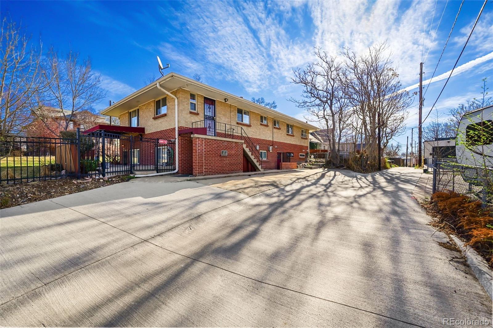 3286 W Fairview Place Denver CO 80211