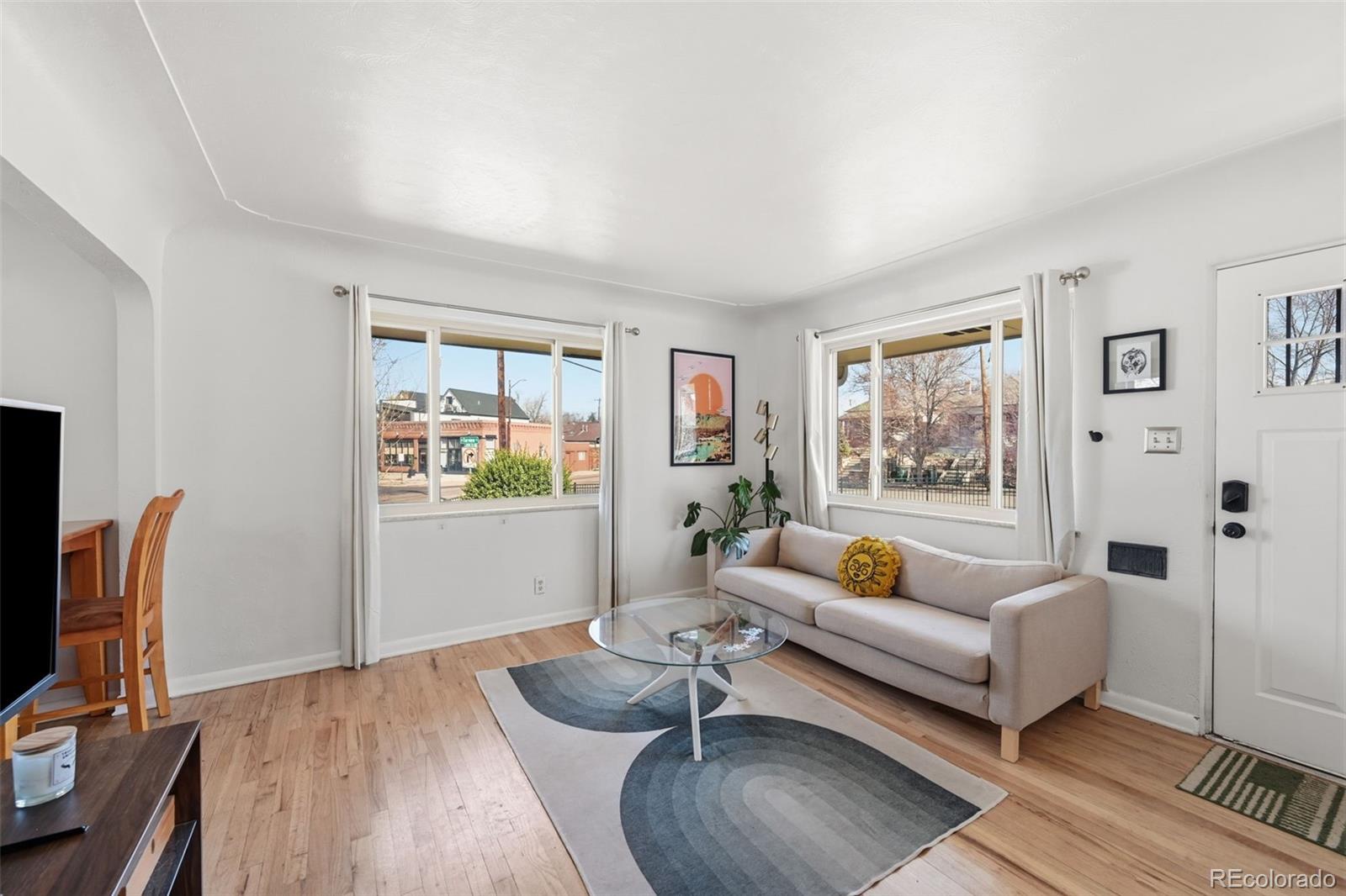 3286 W Fairview Place Denver CO 80211