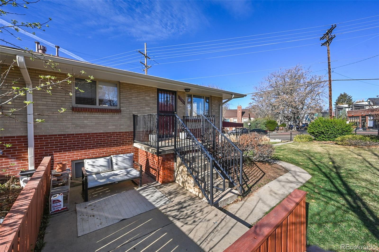 3286 W Fairview Place Denver CO 80211