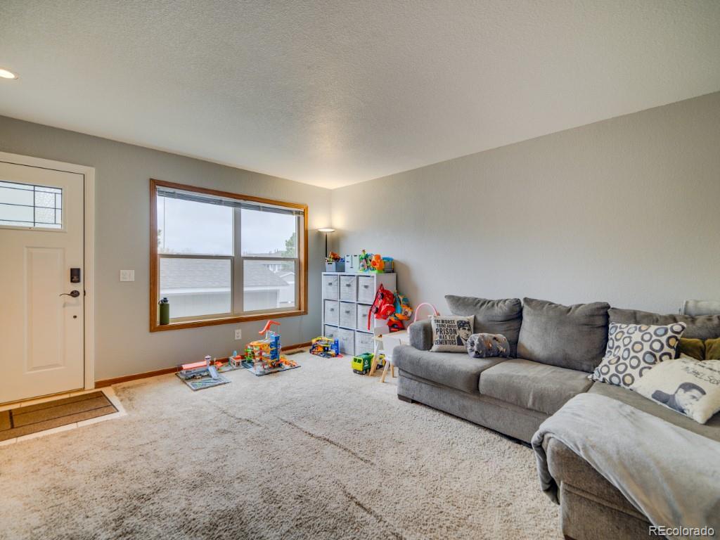2108 Oakcrest Circle Castle Rock CO 80104