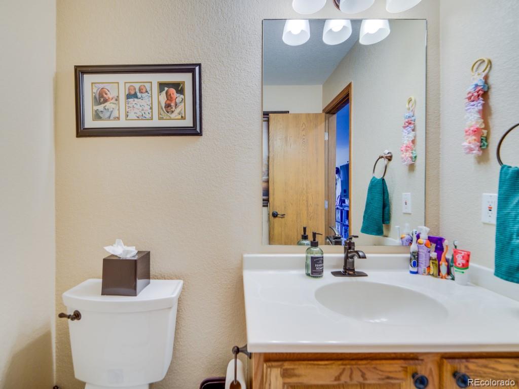 2108 Oakcrest Circle Castle Rock CO 80104