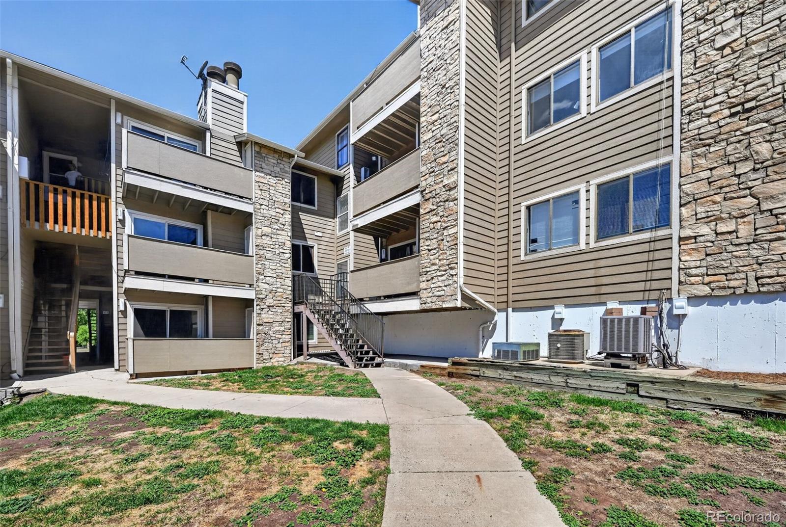 2929 W Floyd Avenue Denver CO 80236
