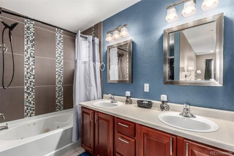 7556 S Shawnee Street Aurora CO 80016