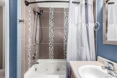 7556 S Shawnee Street Aurora CO 80016