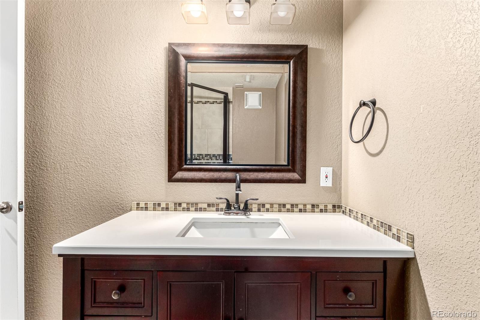 7556 S Shawnee Street Aurora CO 80016