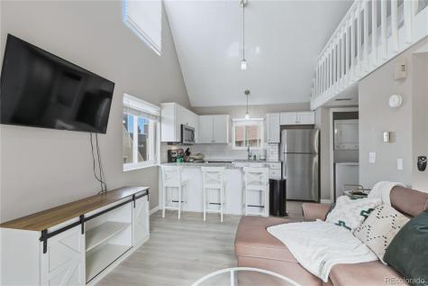 5250 S Huron Way Littleton CO 80120