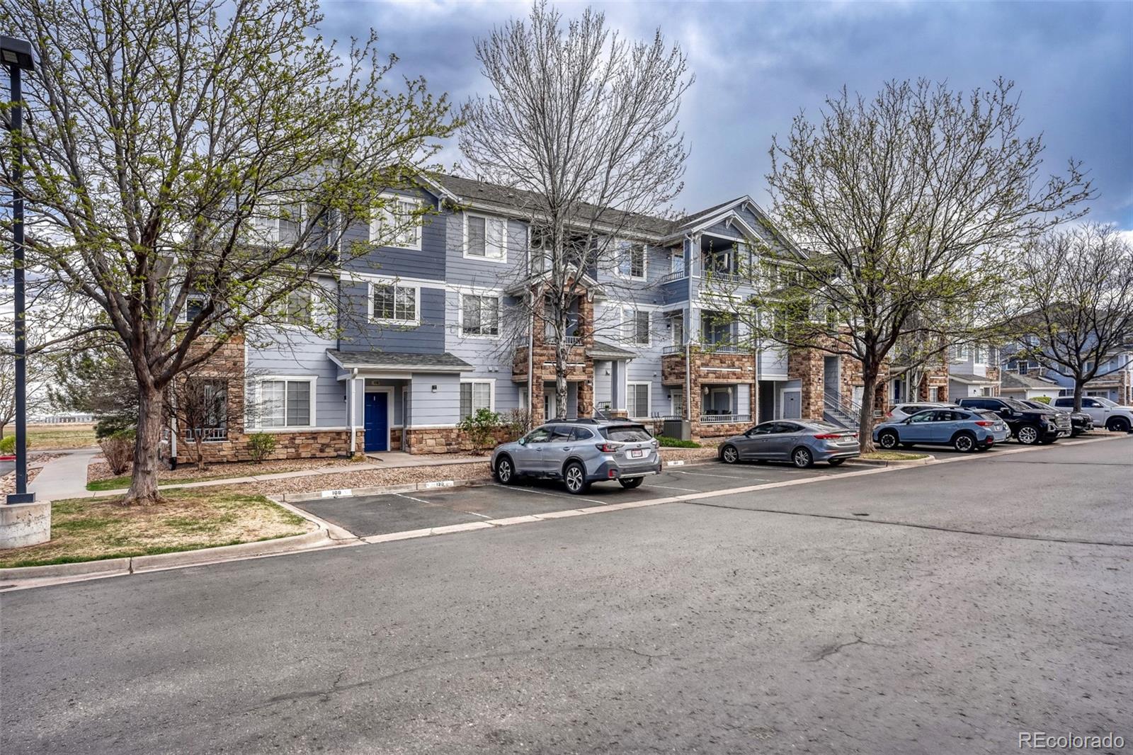 5255 Memphis Street Denver CO 80239