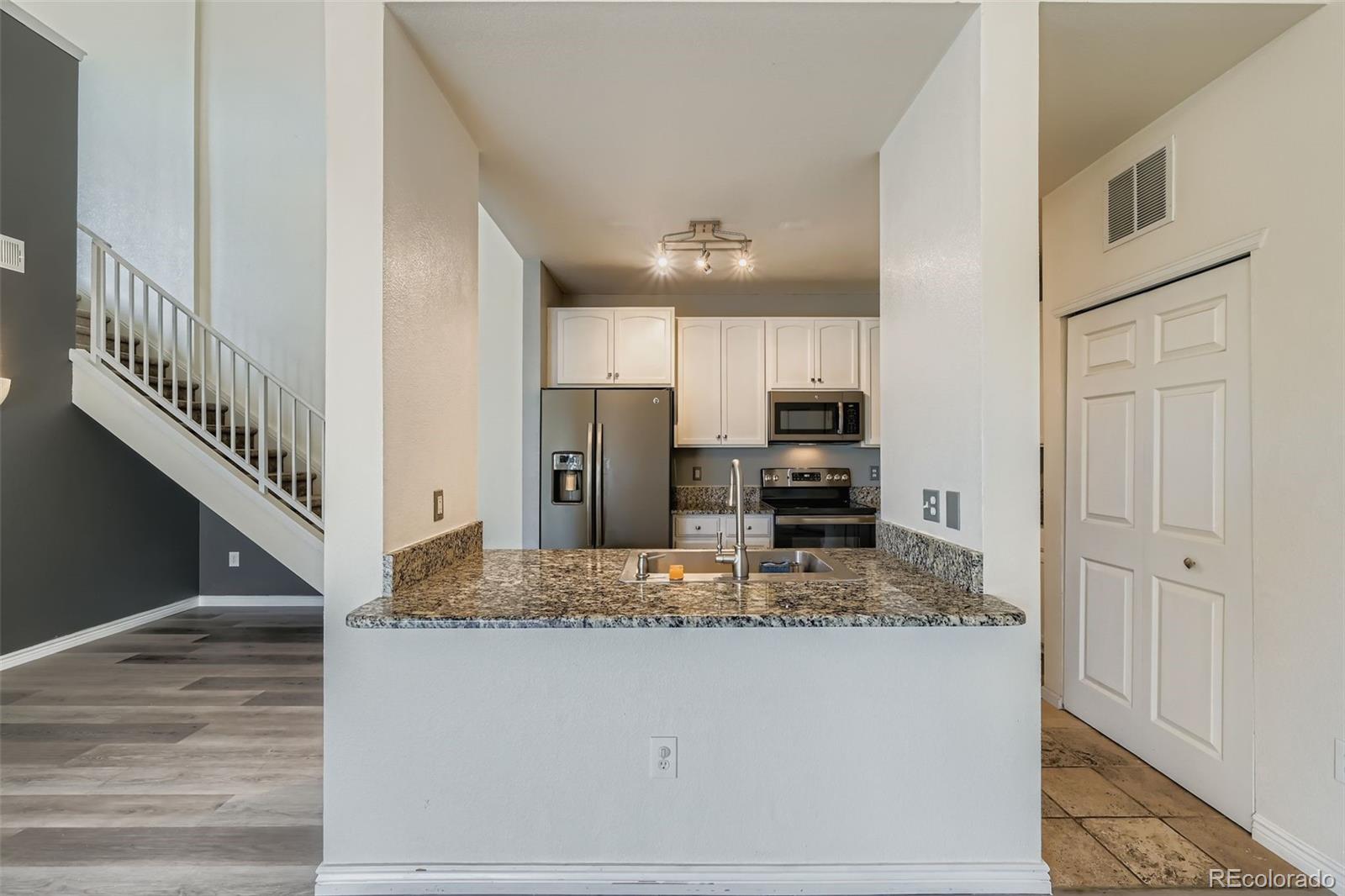 3872 S Dallas Street Aurora CO 80014