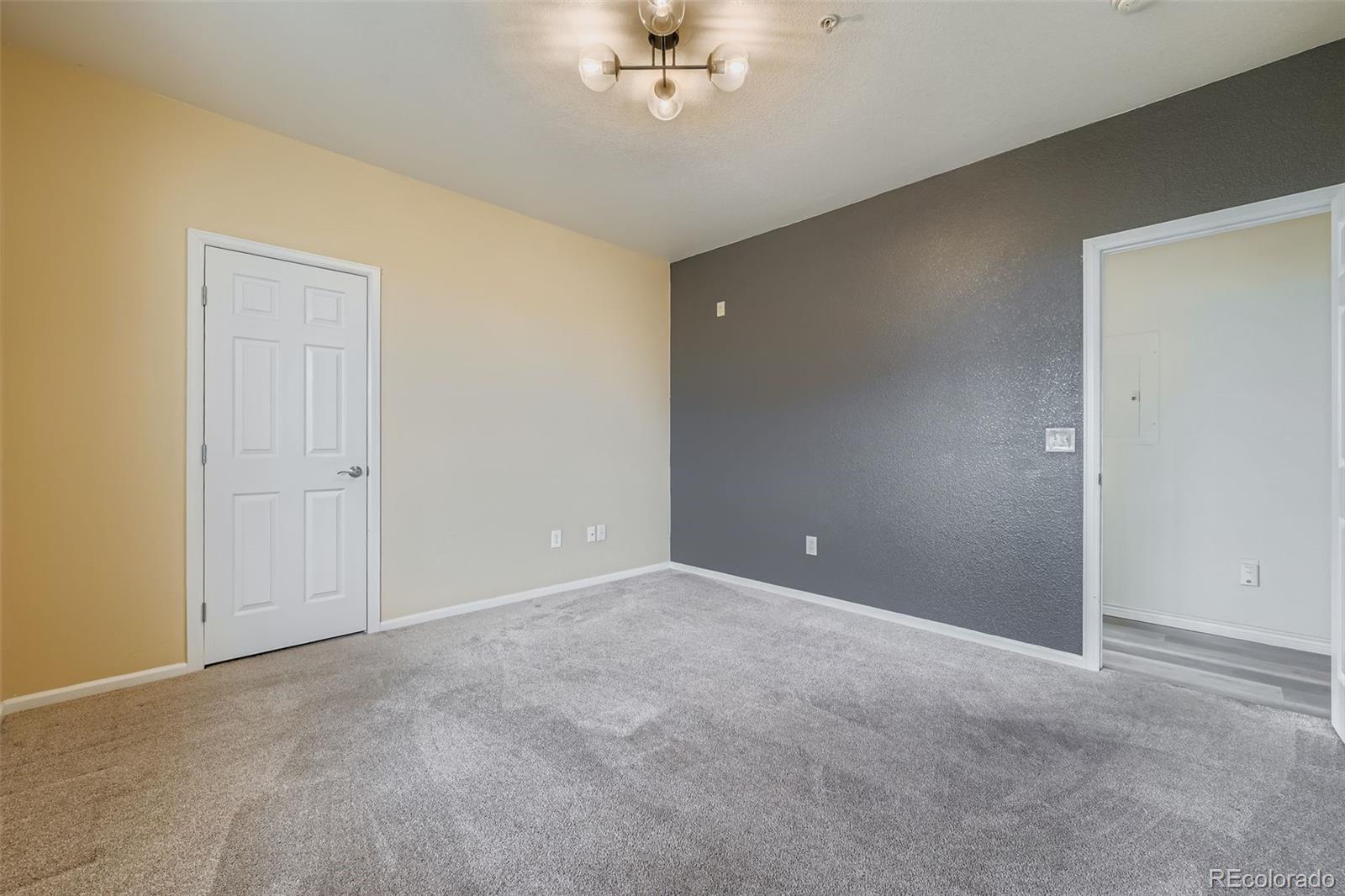 3872 S Dallas Street Aurora CO 80014