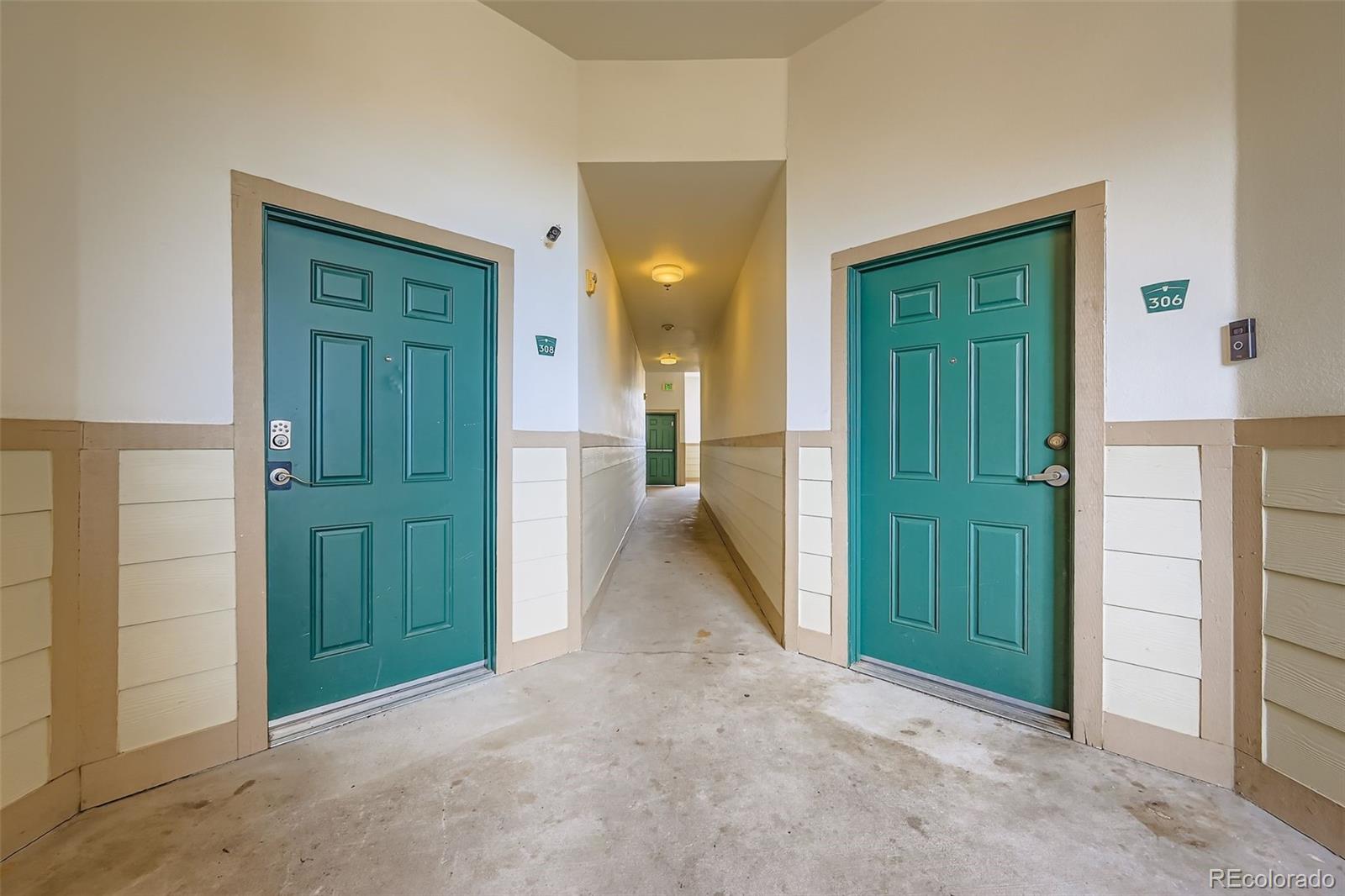 3872 S Dallas Street Aurora CO 80014