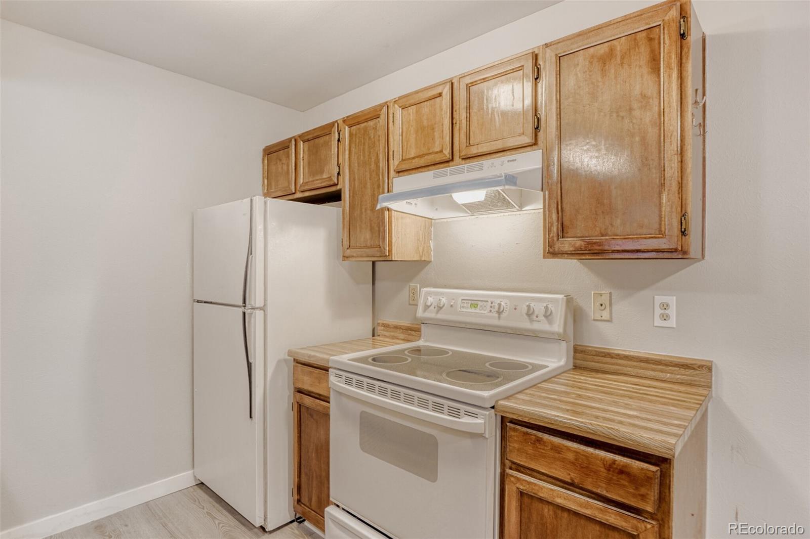 1074 S Dearborn Street Aurora CO 80012