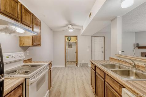 1074 S Dearborn Street Aurora CO 80012