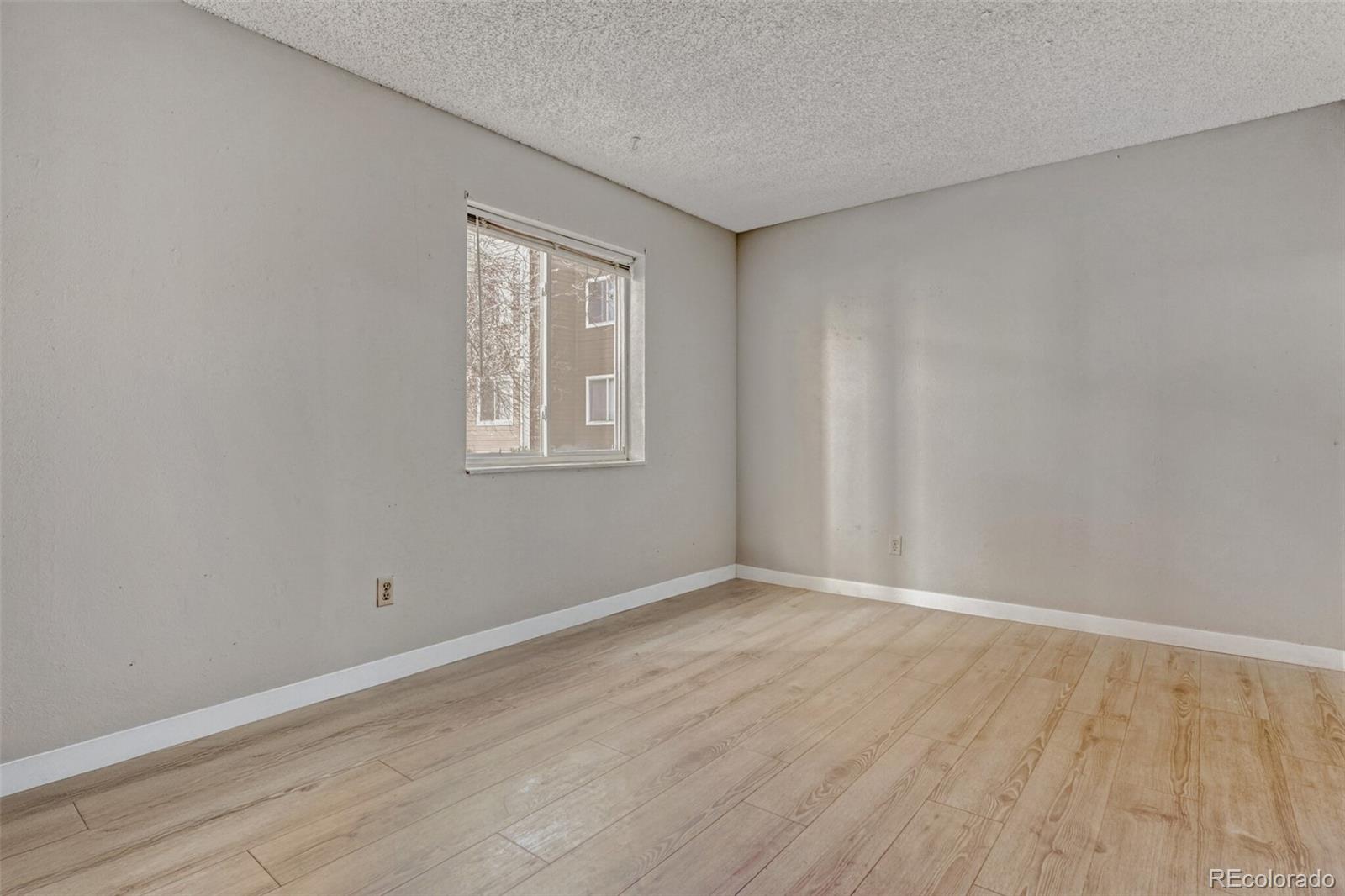 1074 S Dearborn Street Aurora CO 80012