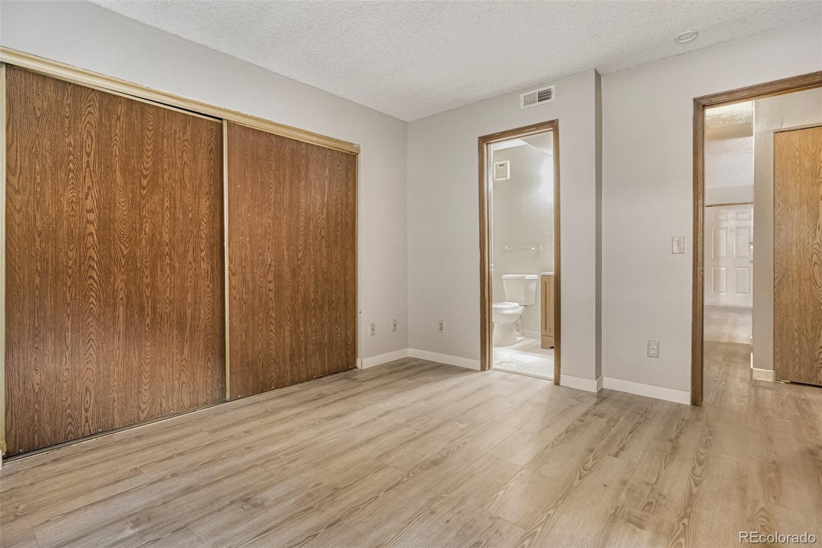 1074 S Dearborn Street Aurora CO 80012