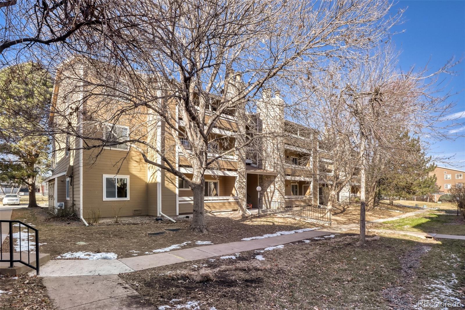 1074 S Dearborn Street Aurora CO 80012