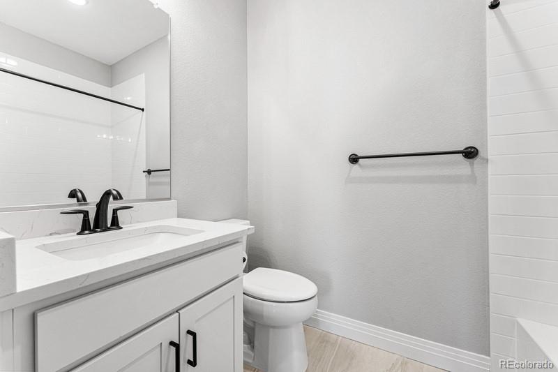 1881 S Dunkirk Street Aurora CO 80017