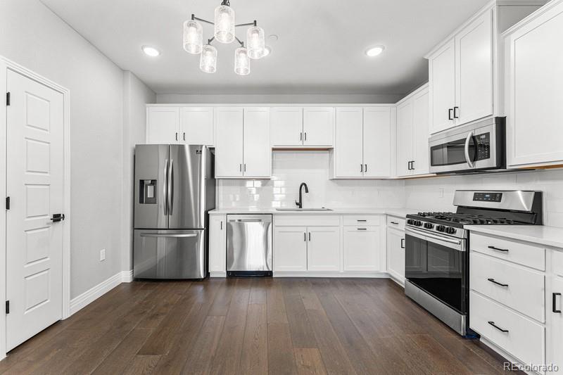 1881 S Dunkirk Street Aurora CO 80017