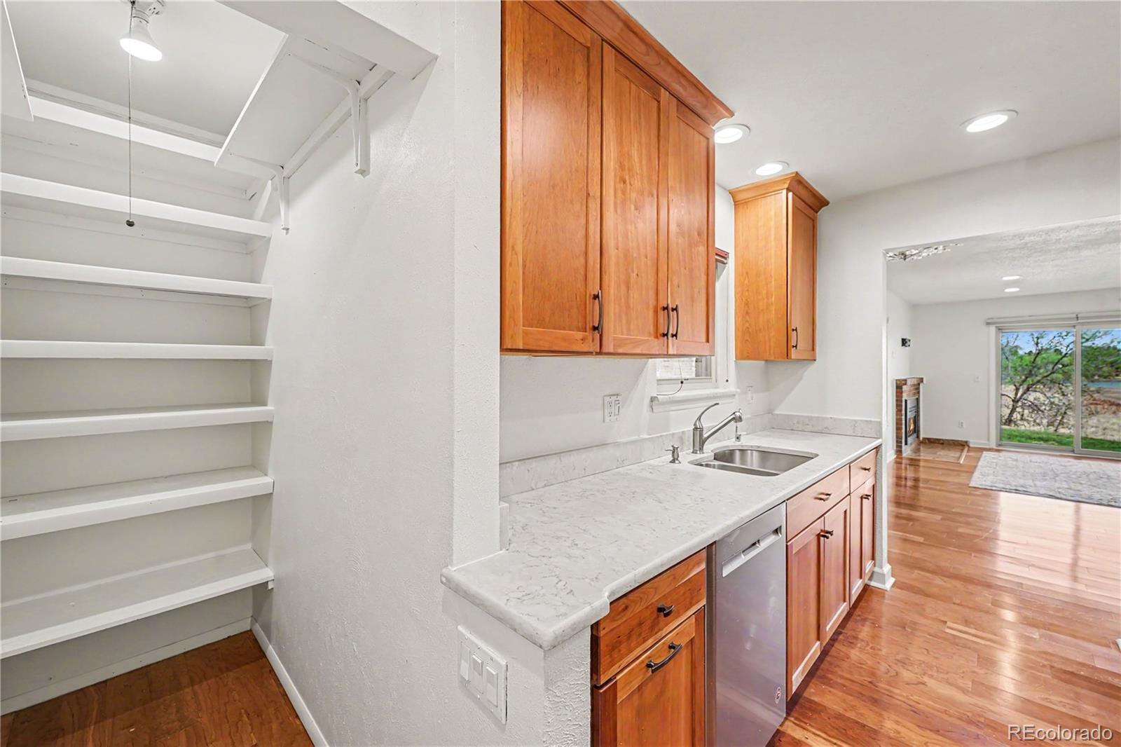 1832 S Lee Street Lakewood CO 80232