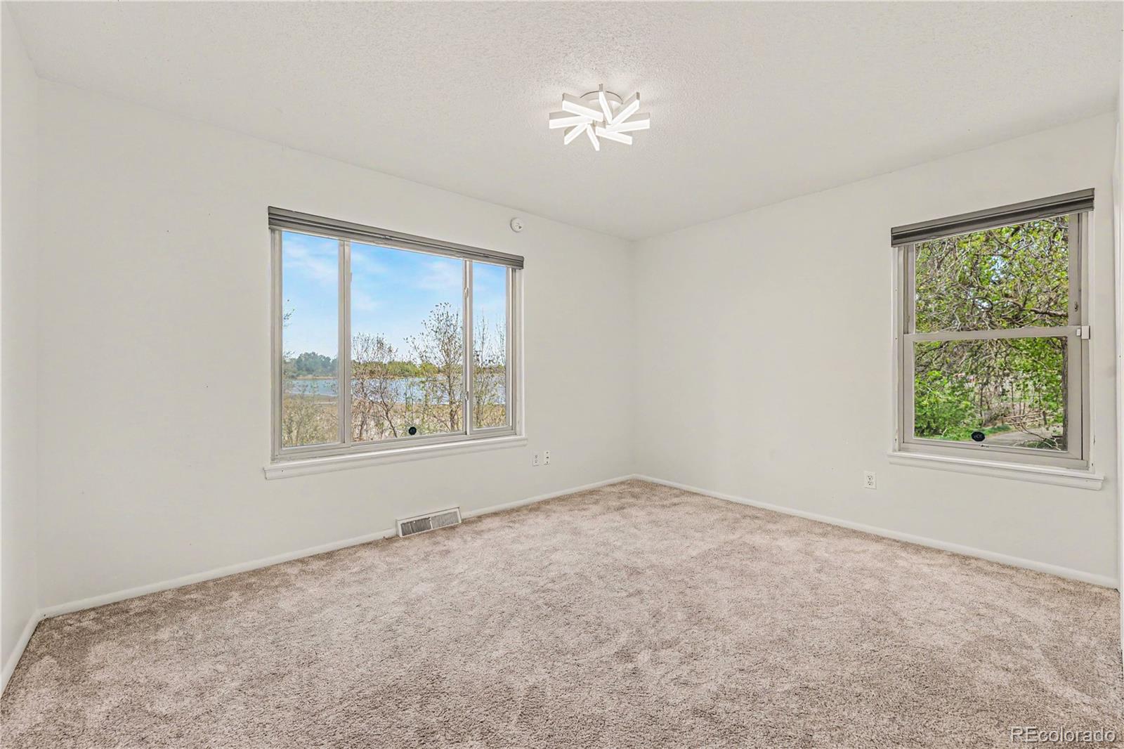 1832 S Lee Street Lakewood CO 80232