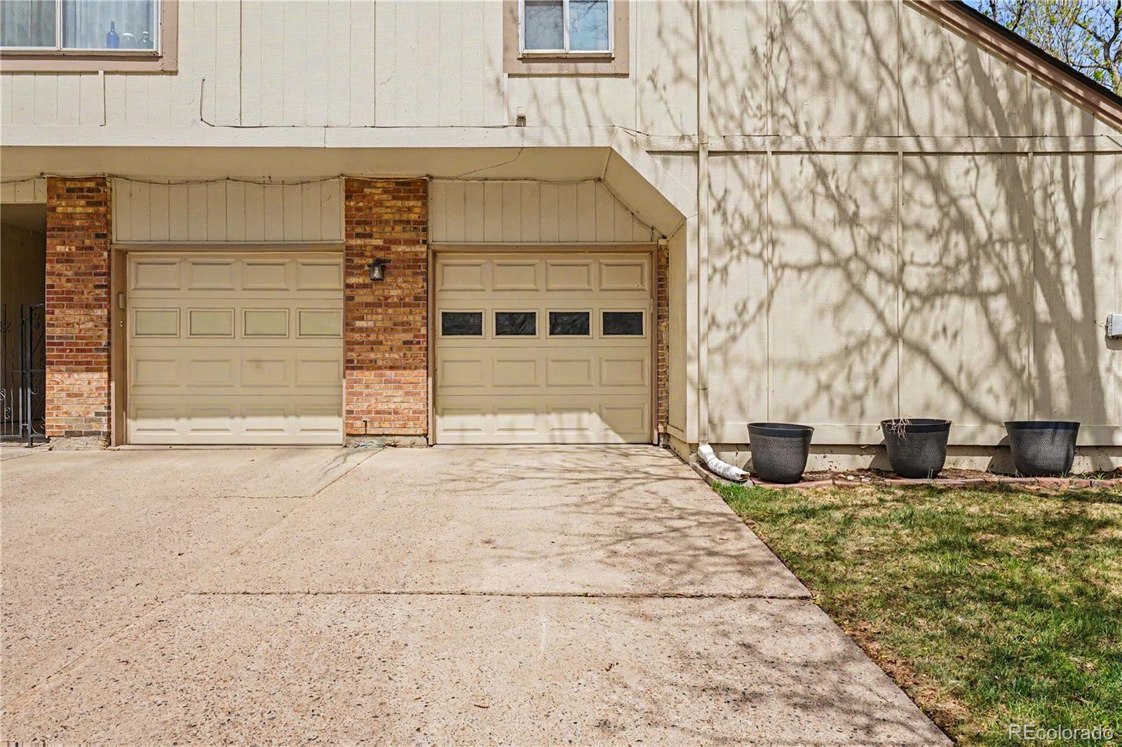 1832 S Lee Street Lakewood CO 80232