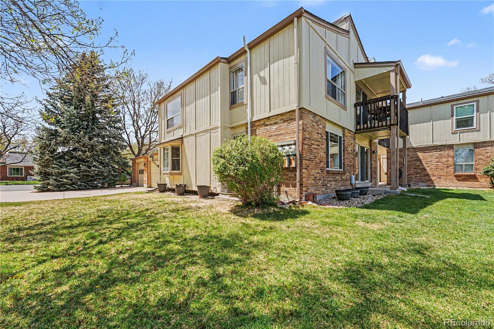 1832 S Lee Street Lakewood CO 80232