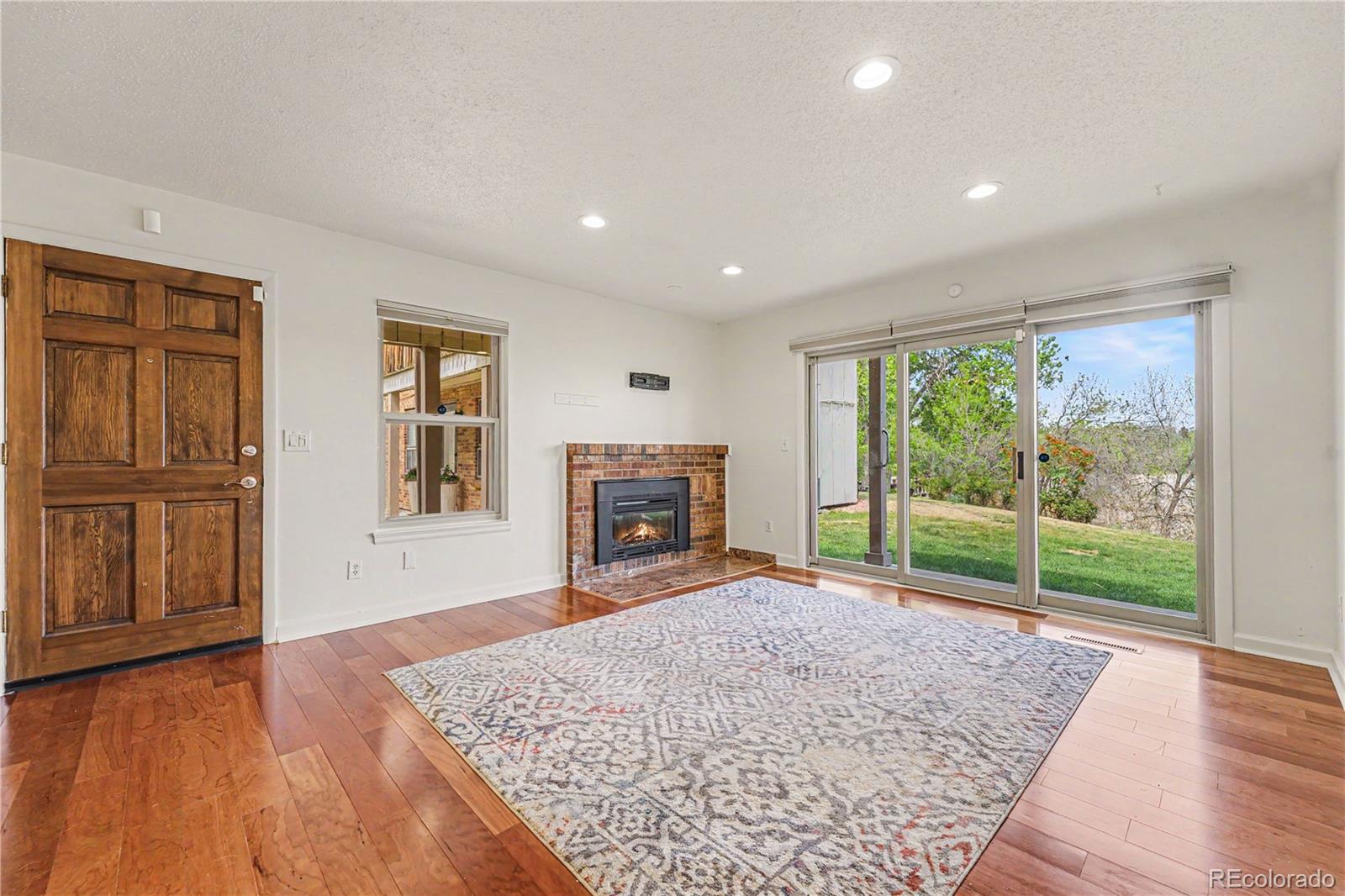 1832 S Lee Street Lakewood CO 80232