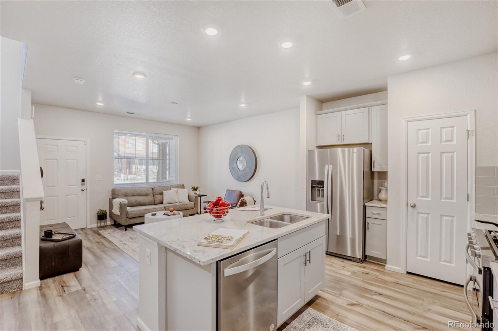 6089 N Liverpool Street Aurora CO 80019