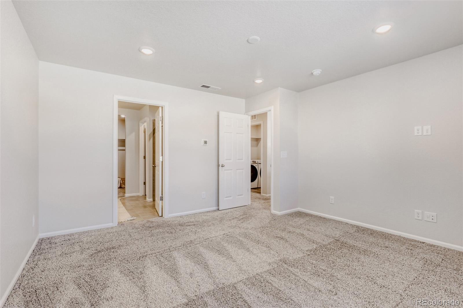 6089 N Liverpool Street Aurora CO 80019