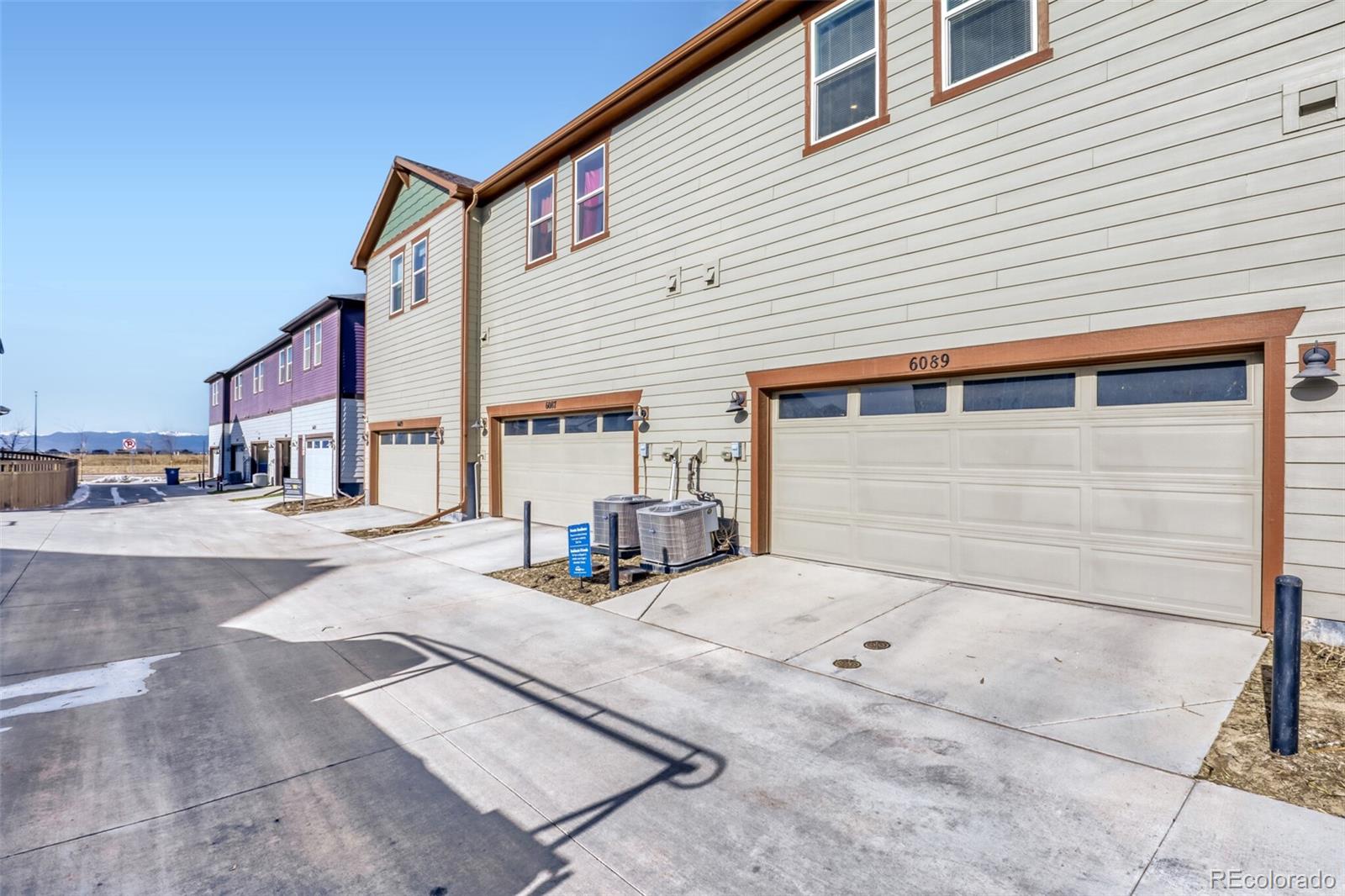 6089 N Liverpool Street Aurora CO 80019