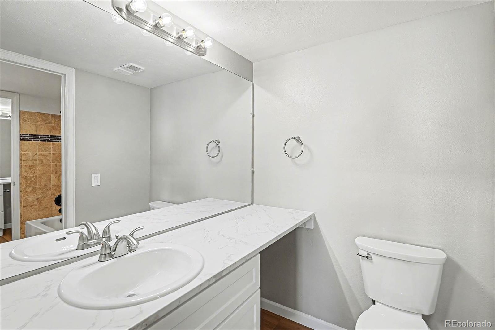 14190 E Temple Drive Aurora CO 80015