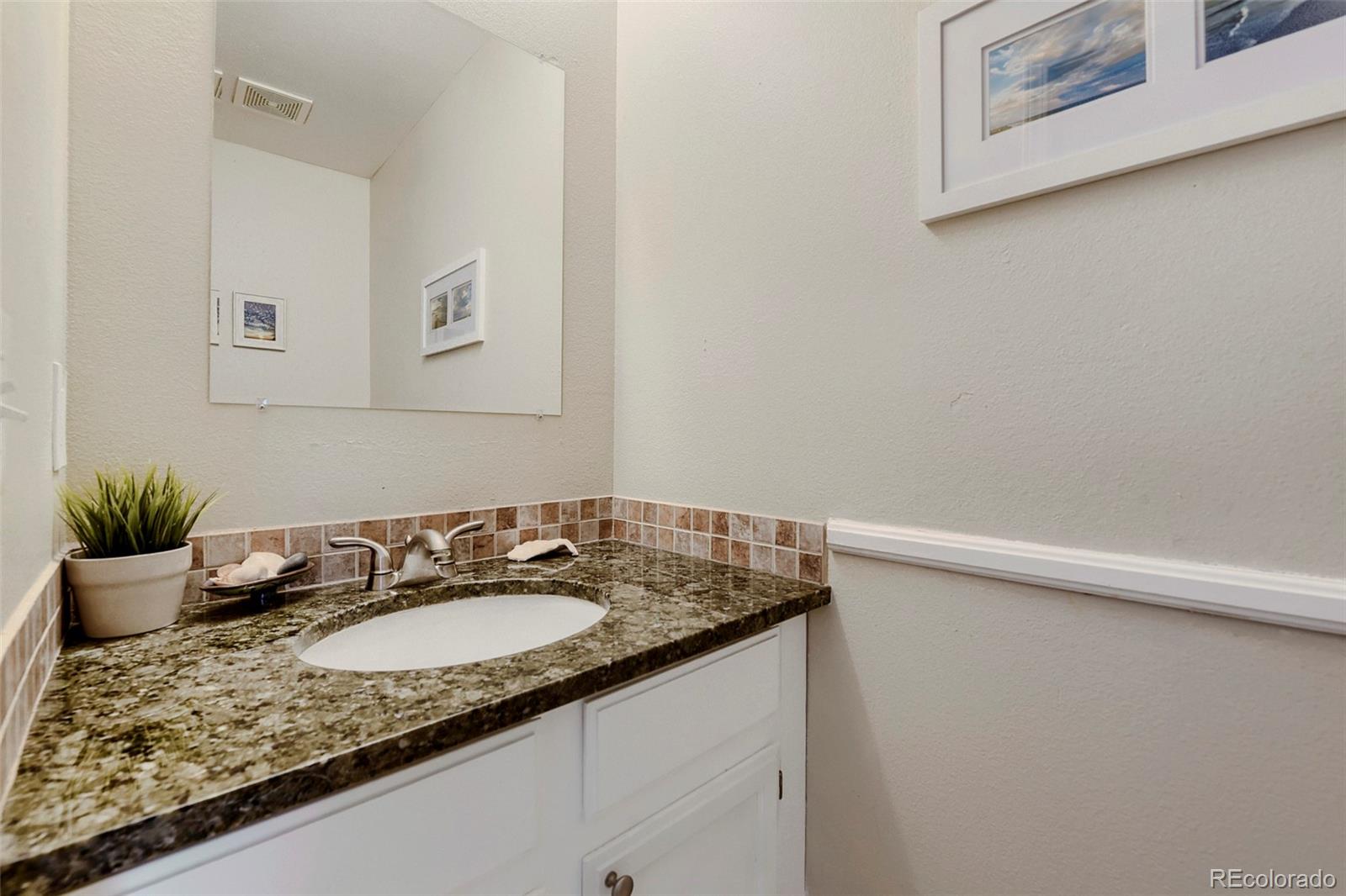 17335 E Rice Circle NW Aurora CO 80015