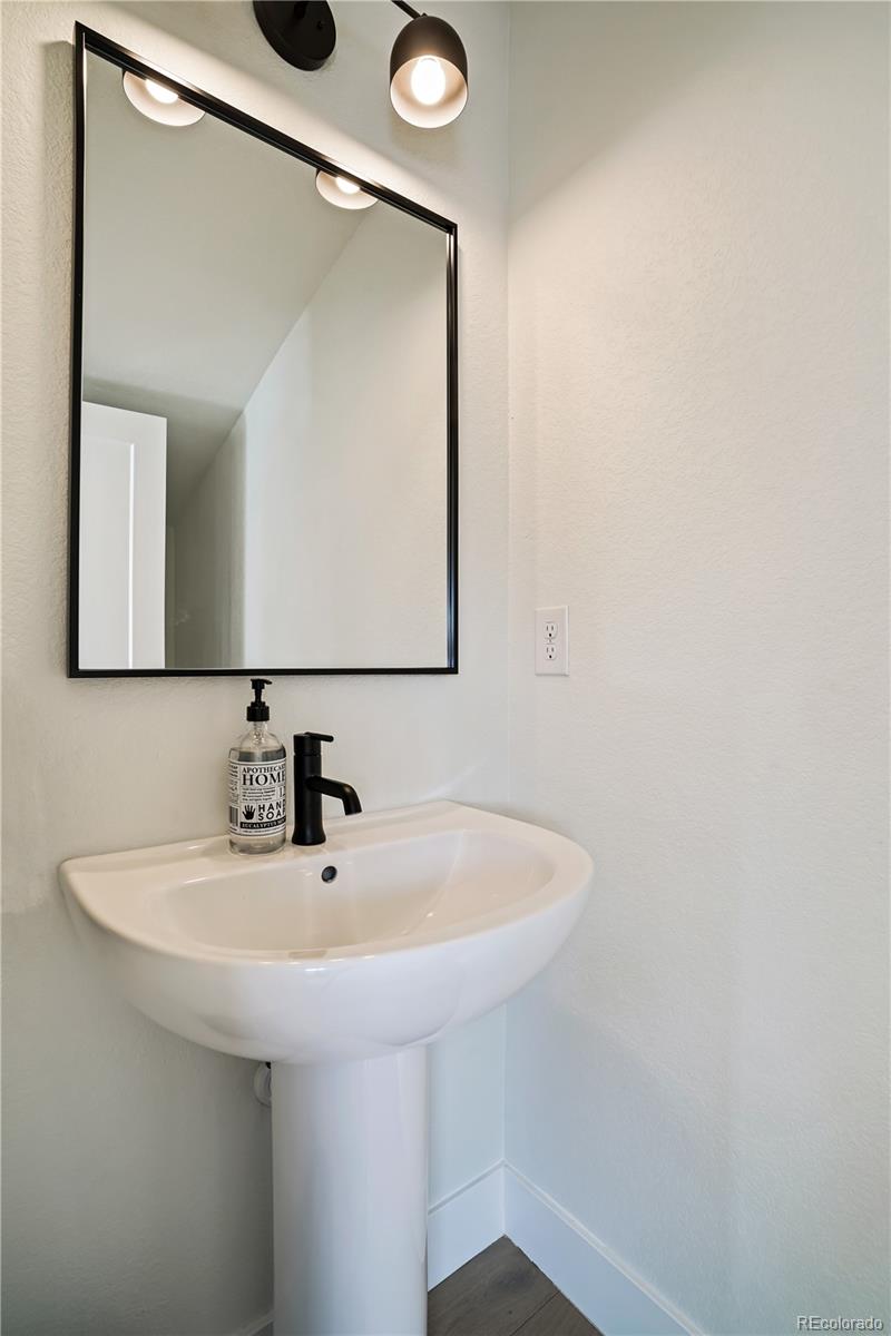 1472 Newton Street Denver CO 80204
