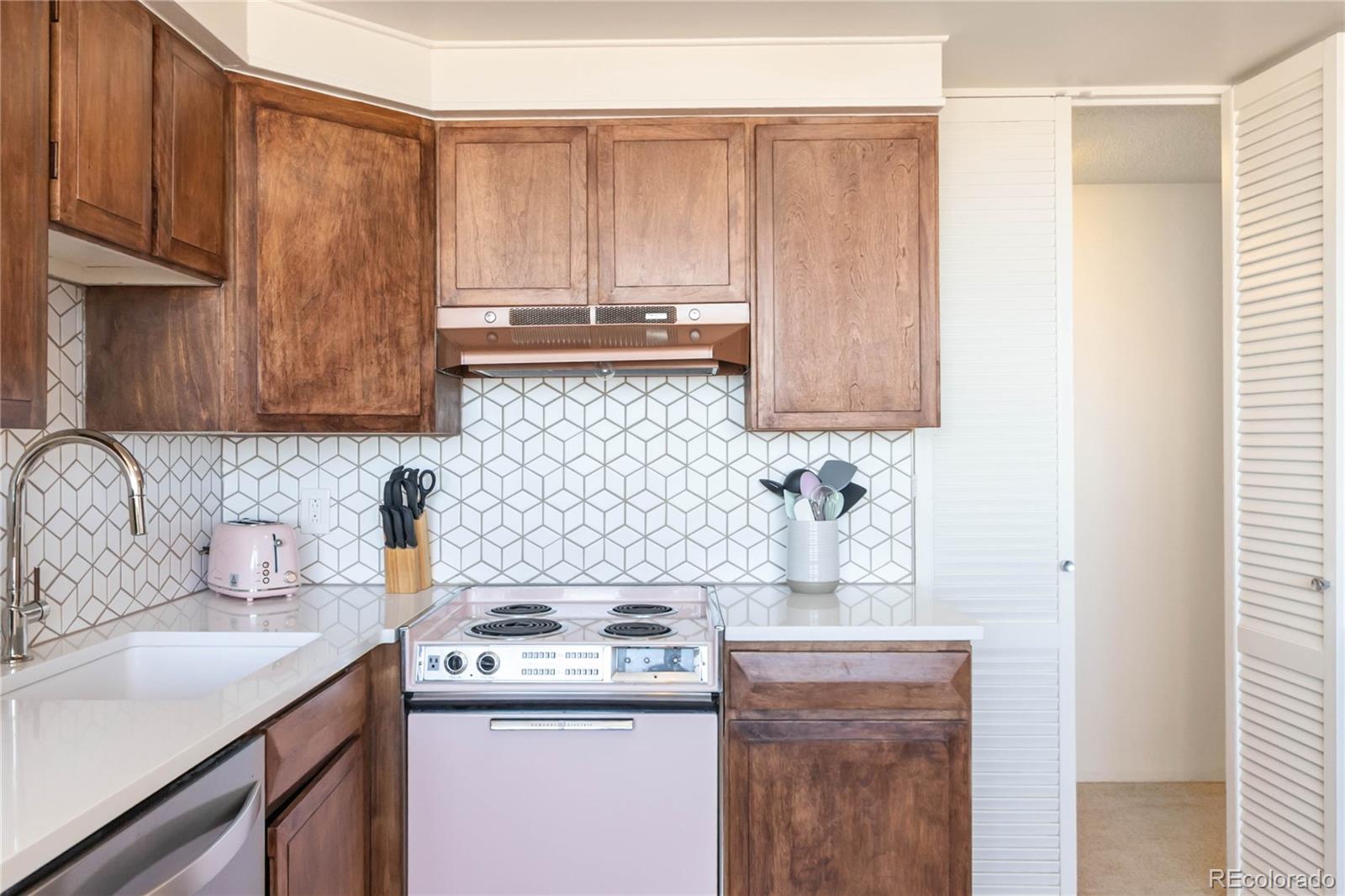 1155 N Ash Street Denver CO 80220