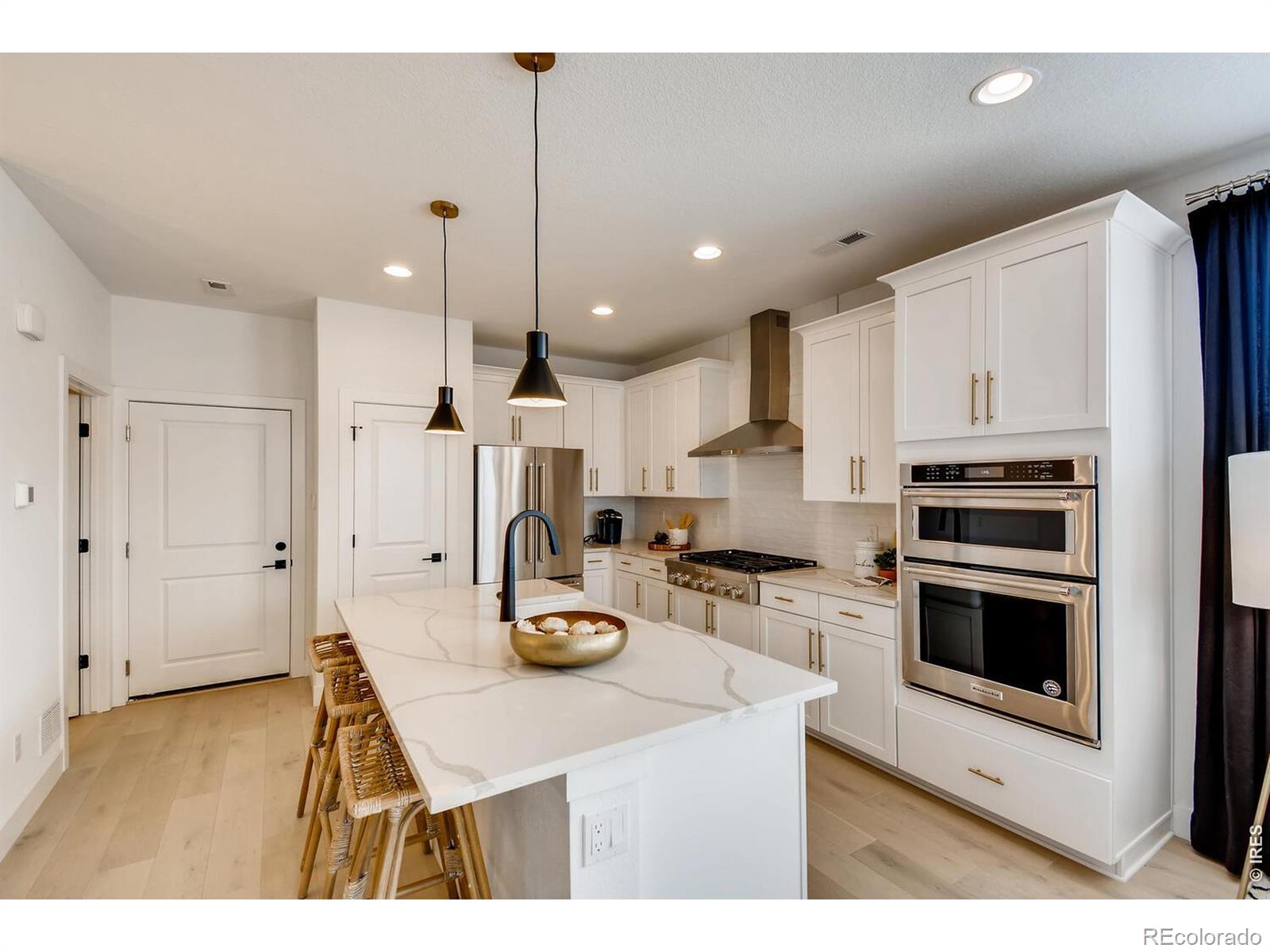 2841 Bear Springs Circle Longmont CO 80503
