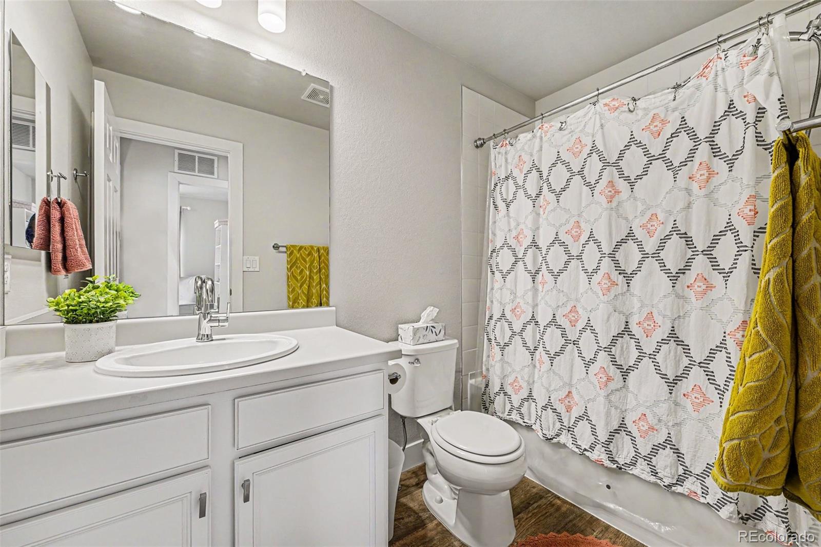 4761 Memphis Street Denver CO 80239
