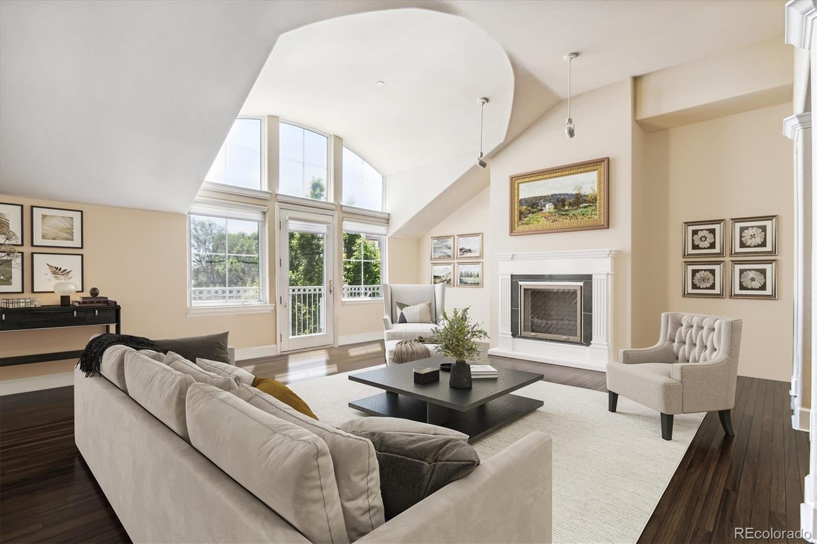 Denver CO, 300 Hudson Street, Unit 304